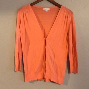 🌼 NY&Co Sweater🌼